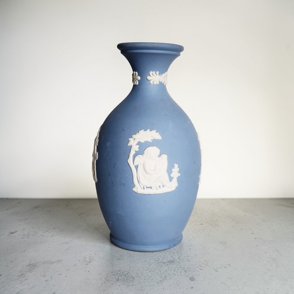 Wedgwood Matte Blue Jasperware Small Bud Vase 5 Inches Made in England